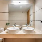 Stylish 2br - Shared Pools - Near Golf And The Apartment *