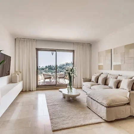 Stylish 2br - Shared Pools - Near Golf And The Estepona