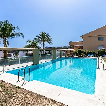 Lägenhet Stylish 2br - Shared Pools - Near Golf And The